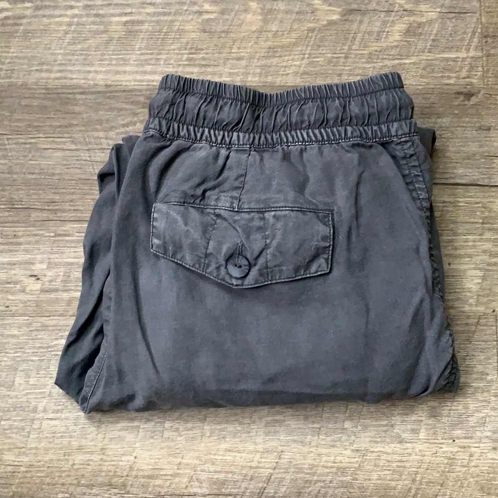 •Joggers•